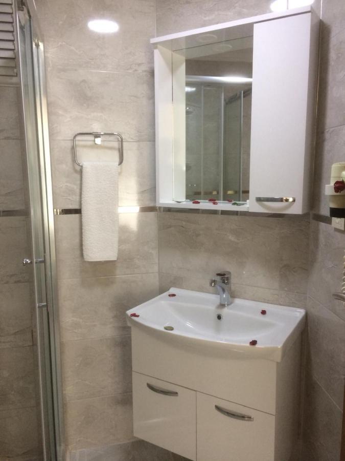 Side Oezguerhan Hotel Luaran gambar