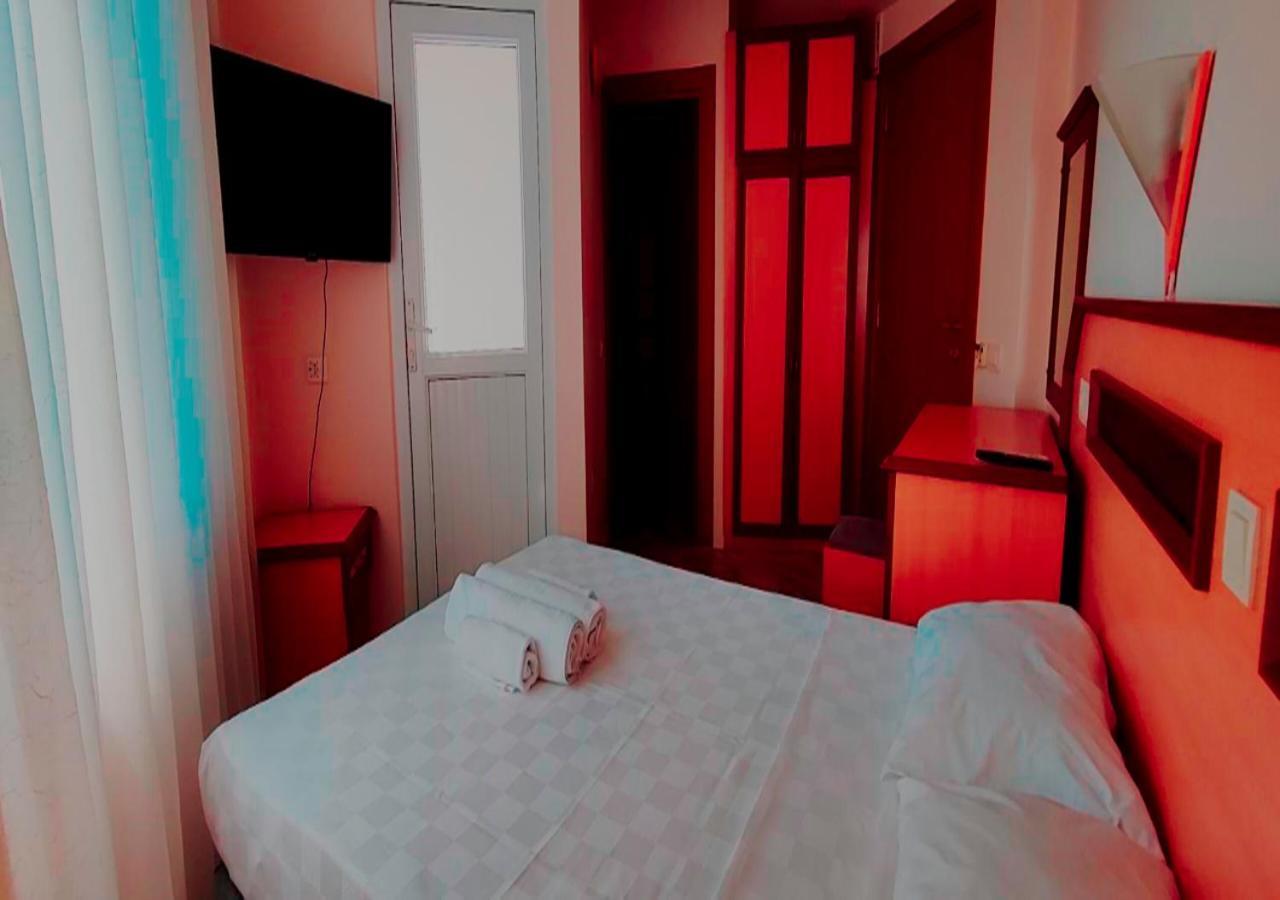 Side Oezguerhan Hotel Luaran gambar